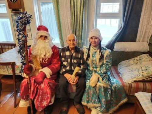 Районыбызның Урдалы авыл җирлегендә яңа ел бәйрәме белән котлау җигүле ат ярдәмендә башкарылган
