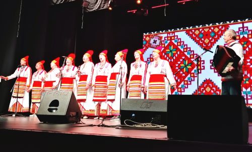 Лениногорск Мәдәният сараенда өлкәннәрне котладылар