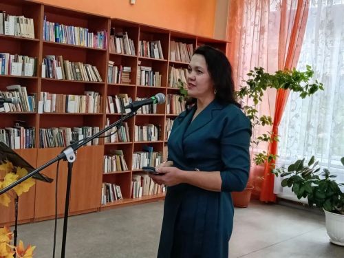 «Алтын көзләр туган ягымда»: Үзәк китапханәдә шигърият кичәсе