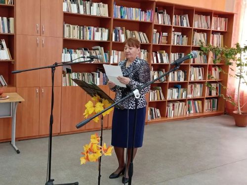 «Алтын көзләр туган ягымда»: Үзәк китапханәдә шигърият кичәсе