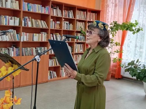 «Алтын көзләр туган ягымда»: Үзәк китапханәдә шигърият кичәсе