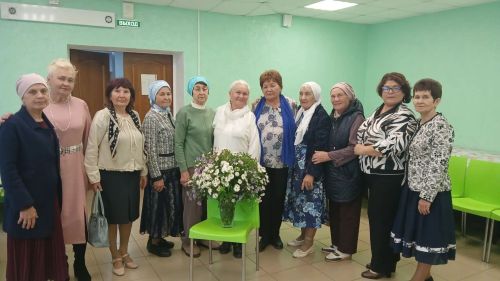 Шөгер авылында ветеран-педагогларны мәктәпкә җыйдылар
