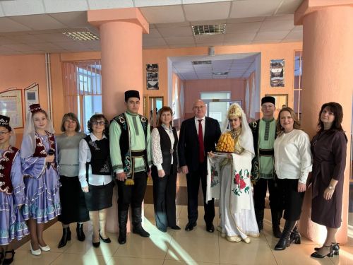 Лениногорскида милли, рухи-әхлакый тәрбия һәм татар милләтенең киләчәге турында фикер алыштылар (+фотолар)