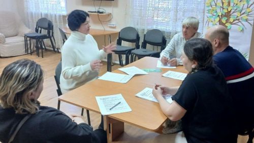 Лениногорскиның “Исток-Башлангыч” үзәге интернетта чама белеп утырырга өйрәтүче чара үткәрде