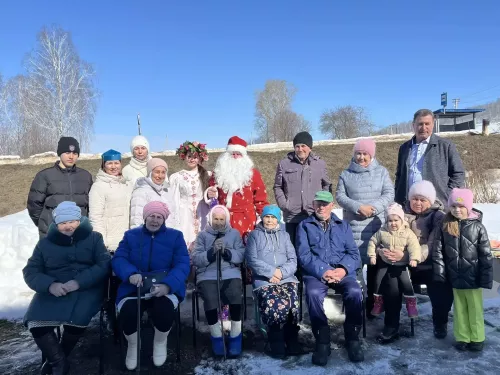Мөэмин-Каратай авылында кайнар чәйләр, коймаклар белән Нәүрүз бәйрәмен билгеләп үттеләр(+фотолар)