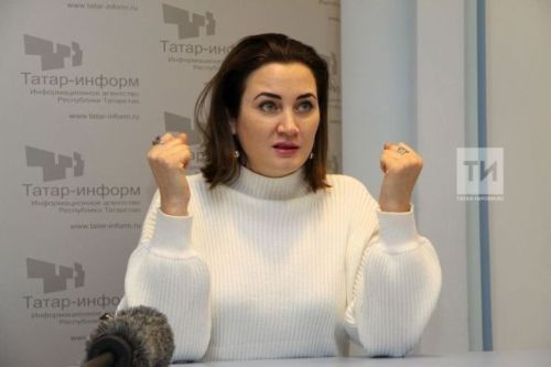 Ләйлә Дәүләтова ире белән аерылышуы турында: «Йөрәккә берьюлы 5-6 пычак кадаган шикелле булды»