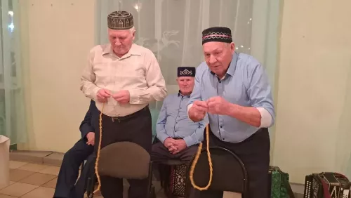 Мөэмин-Каратай авылында узган бәйрәм тамашасы бай эчтәлеге, төрлелеге белән үзенә җәлеп итте