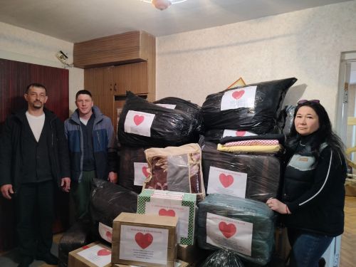 Урдалы авылы халкы чираттагы гуманитар йөкне волонтер төркемгә илтеп тапшырды (+фотолар)