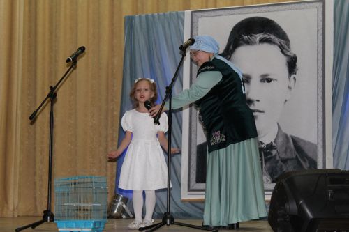 «Тукай  яшәгәндә – милләтебез яшәр»: Зәй-Каратай авылында бөек шагыйрьне хөрмәтләп, 140 еллыгын билгеләп үттеләр (+ бик күп фотолар)