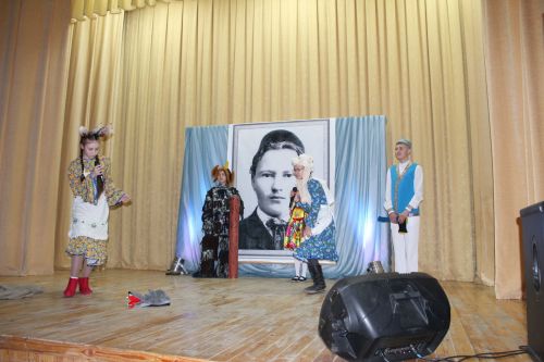 «Тукай  яшәгәндә – милләтебез яшәр»: Зәй-Каратай авылында бөек шагыйрьне хөрмәтләп, 140 еллыгын билгеләп үттеләр (+ бик күп фотолар)