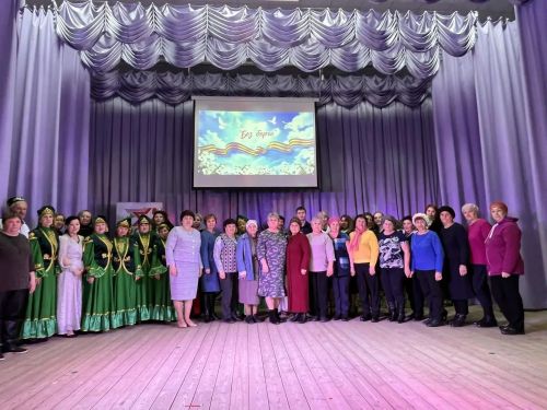 Иске Шөгер авылында хәрби операциягә булышу йөзеннән хәйрия концерты узды