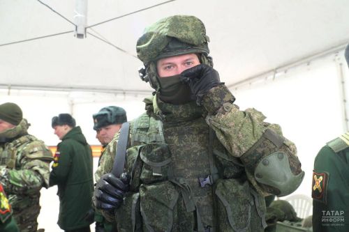 Миңнеханов махсус операциядә катнашучыларны эшкә урнаштыру турындагы законны имзалады