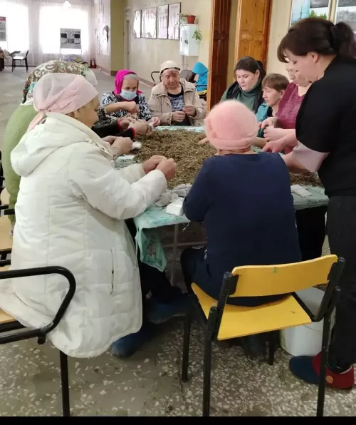 Яңа Иштирәк авылында: барысы да мәрхәмәтле куллар аша эшләнелә