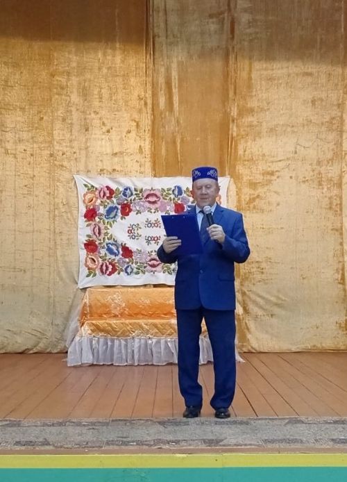 Таһир Шәмсуаров: «Заман сулышы», миңа каурый каләм суздың, канат куйдың тәүге шигырьгә!