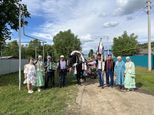 Мөэмин-Каратайдан язалар: без милли бәйрәмебезгә әзер (+фотолар)