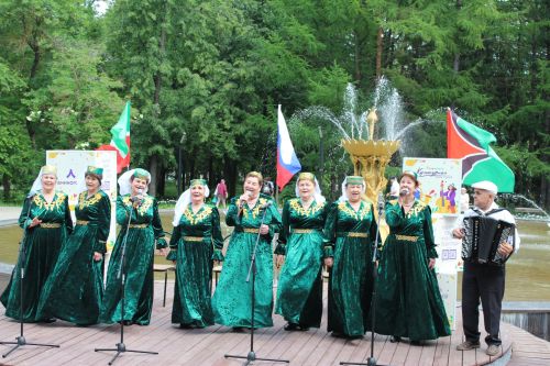 Лениногорскида күңелле һәм масштаблы итеп Россия көнен билгеләп үттеләр (+фотолар)