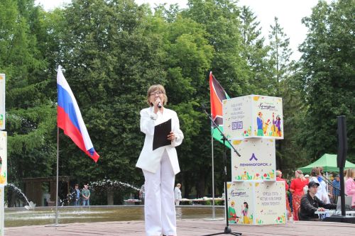 Лениногорскида күңелле һәм масштаблы итеп Россия көнен билгеләп үттеләр (+фотолар)