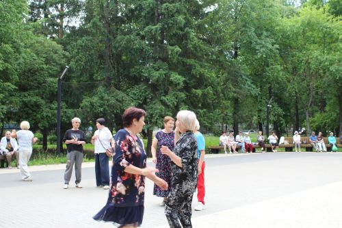 Лениногорскида күңелле һәм масштаблы итеп Россия көнен билгеләп үттеләр (+фотолар)