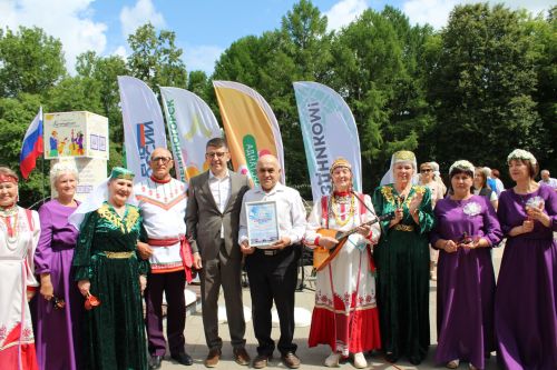 Лениногорскида күңелле һәм масштаблы итеп Россия көнен билгеләп үттеләр (+фотолар)