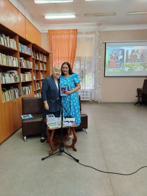 Гөлфия Исхакова: Каратаем, сиңа кайтам, бер күрергә зар булып (+фоторепортаж)