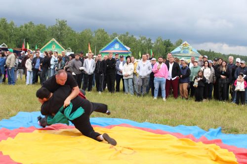 Лениногорск Сабан туенда көрәшчеләр бил алышты (көрәш нәтиҗәләре)