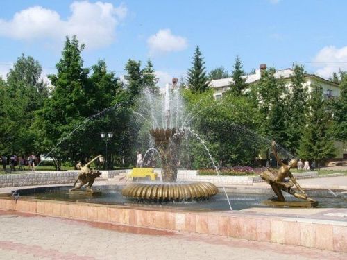 Лениногорск районының мәктәп укучыларын шигырь сөйләү конкурсында катнашырга чакыралар