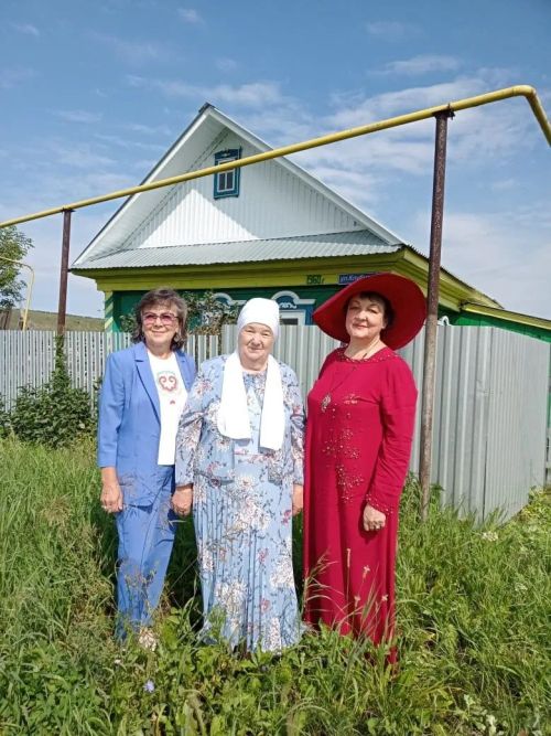 Лениногорскиның «Чишмә» берләшмәсе вәкилләре Разим Вәлиуллинны искә алу чарасында катнашты
