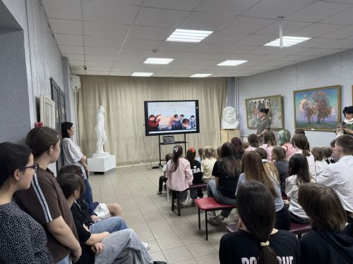 Лениногорск мәдәният учреждениеләрендә терроризмга каршы көрәштә бердәмлек көненә чаралар уза