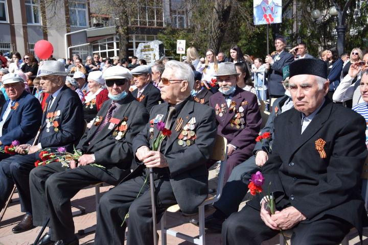 Лениногорскиның Бөек Ватан сугышы инвалидларына һәм ветераннарына акчалата түләү бирелә