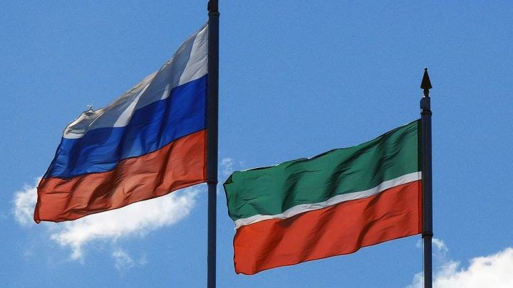 Республика мәктәпләрендә Россия һәм Татарстан флагларын күтәрәчәкләр