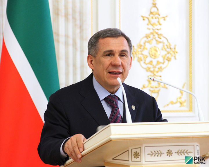 Татарстан Президенты Рөстәм Миңнеханов Жиңү көне белән котлый