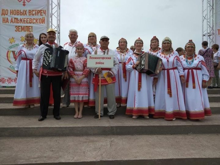 Лениногорскиның "Шура хуран" ансамбле "Уяв" бәйрәмендә катнашты