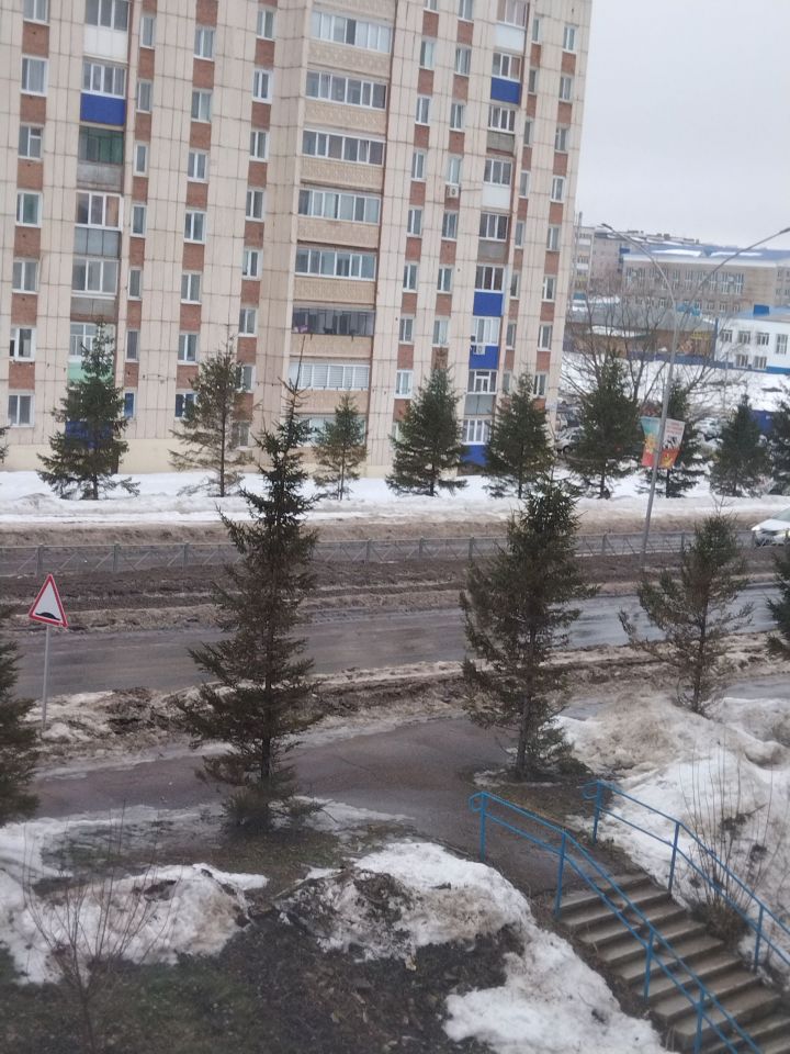 Өлкән яшьтәге абый-апалар имгәнүдән сакланыгыз, бозлавыкта йөрмәгез