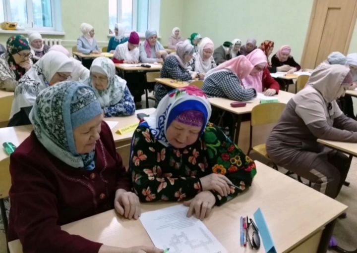 Лениногорскида авыл мөслимәләре арасында викторина узды