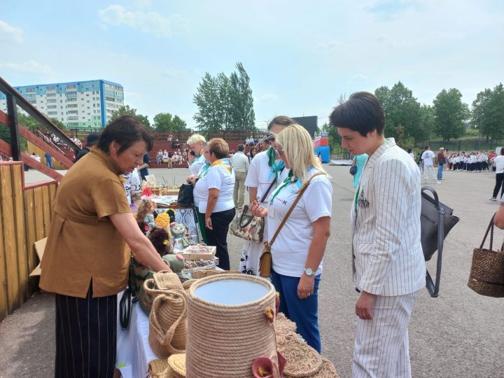 Лениногорскида Татарстанның территориаль җәмәгатьчелек үзидарә вәкилләре делегациясе конференциядә булдылар