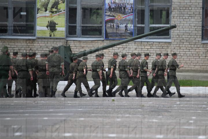 Хәрби хезмәткә кайсы яшьтәгеләр кайчан китәчәк?