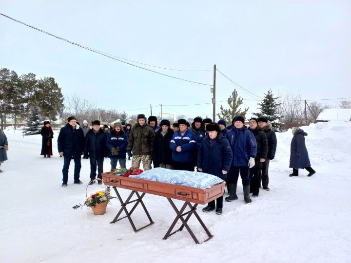 Якташыбыз, педагогик хезмәт ветераны Галия Рәхимованы соңгы юлга озаттылар