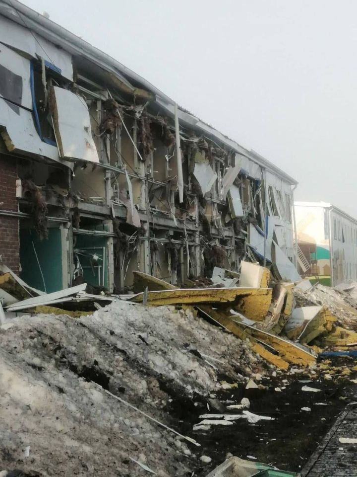 Алабуга һәм Түбән Кама предприятиеләренә пилотсыз очу аппаратлары һөҗүме ясалды (+фото һәм видео)