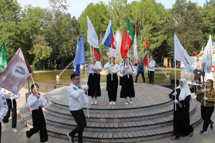 Лениногорскида студентларның медицина отряды хезмәт семестрын төгәлләде