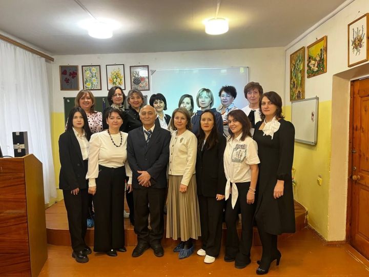 Шөгер мәктәптән тыш эшләр үзәгендә «ПРОФкафе» семинары узды