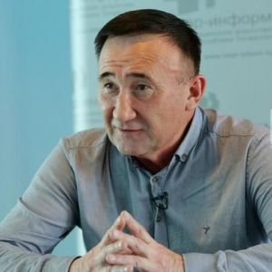 Марат Яруллин Ринат Рахматуллинның җырын сатып алган