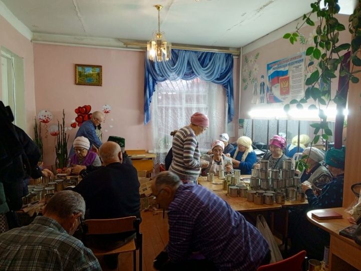 Керкәле авылы халкы махсус хәрби операциядәге ир-егетләр өчен булыша