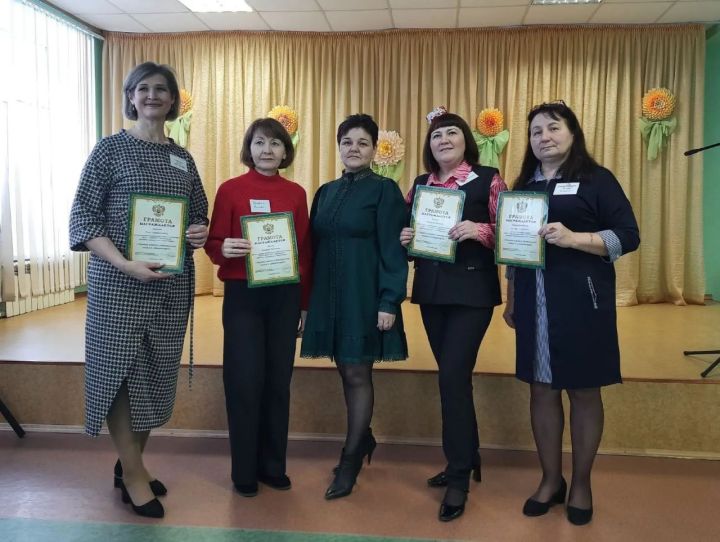 Лениногорскида Роза Гыймаева «Иң яхшы татар теле укытучысы» бәйгесендә муниципаль этап җиңүчесе булды