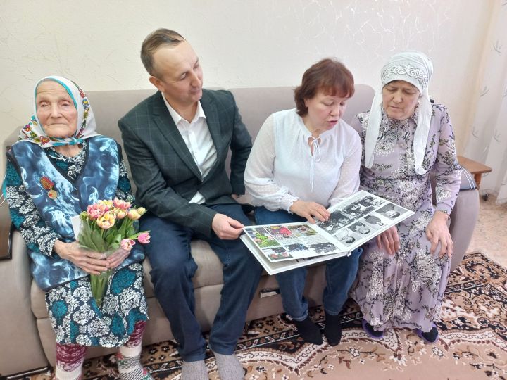 Бер гасырлык тарихны эченә сыйдырган