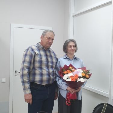 Лениногорск ЗАГС бүлегендә 100нче пар «Безнең геройларга» акциясендә катнаштылар