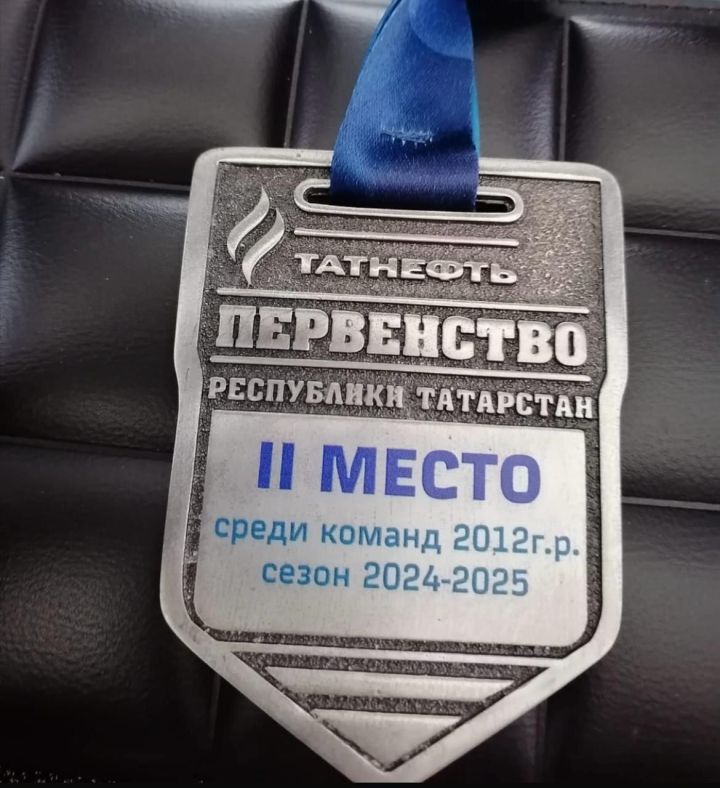 Лениногорск хоккейчылары -  республиканың көмеш призёры