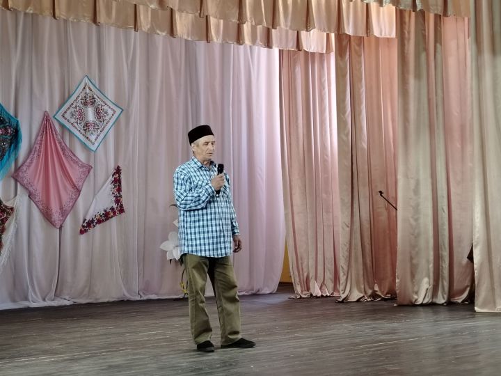 Куакбаш авылында милли-дини үзенчәлекләрне саклау юнәлешендәге “Яулык фазыйләте” чарасы тирә-күрше авыллардагы ак яулыклы апаларны да җыйды