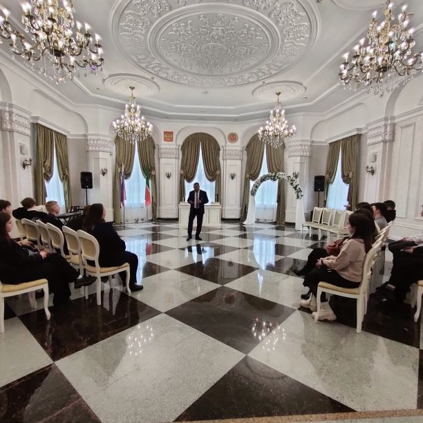 Лениногорск ЗАГС бүлегендә Батырлык дәресе үтте