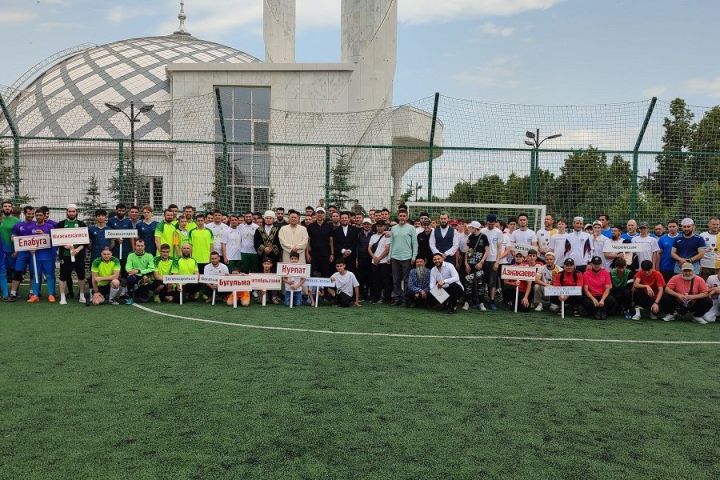 Лениногорск мөхтәсибәте командасы Татарстан мәчетләре арасында узган мини-футбол турнирында катнашты