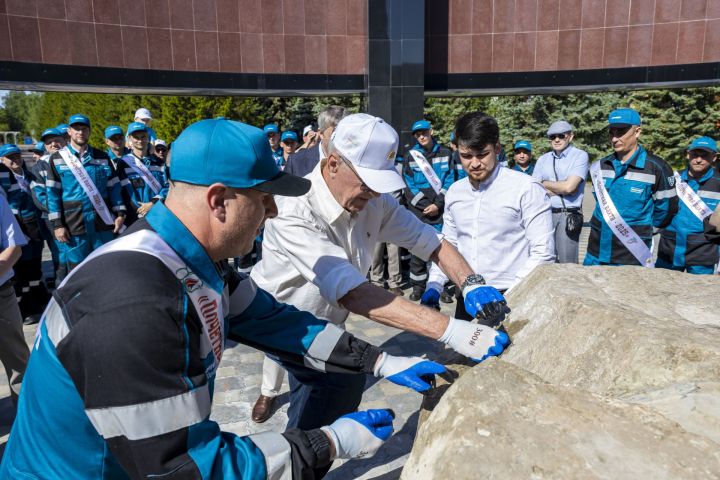 «Лениногорскнефть» идарәсе 80 еллыгын билгеләп үтте (+фотолар)